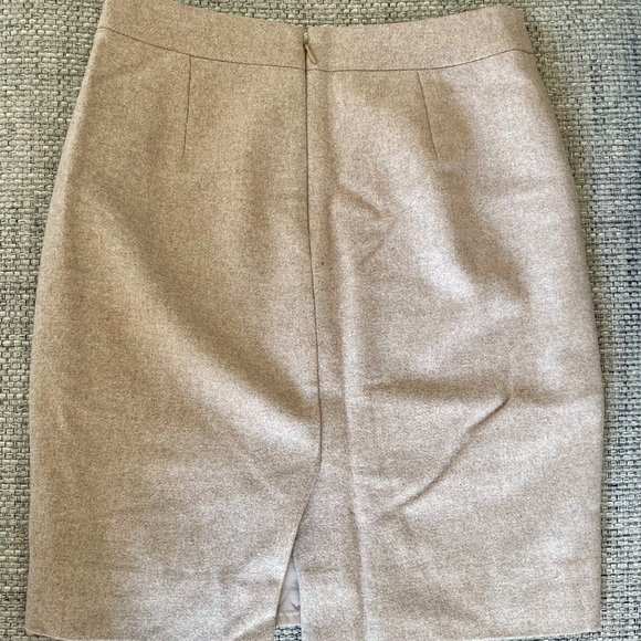 J. Crew The Pencil Skirt Double Serge Wool; Tan; sz 00 - Picture 2 of 5